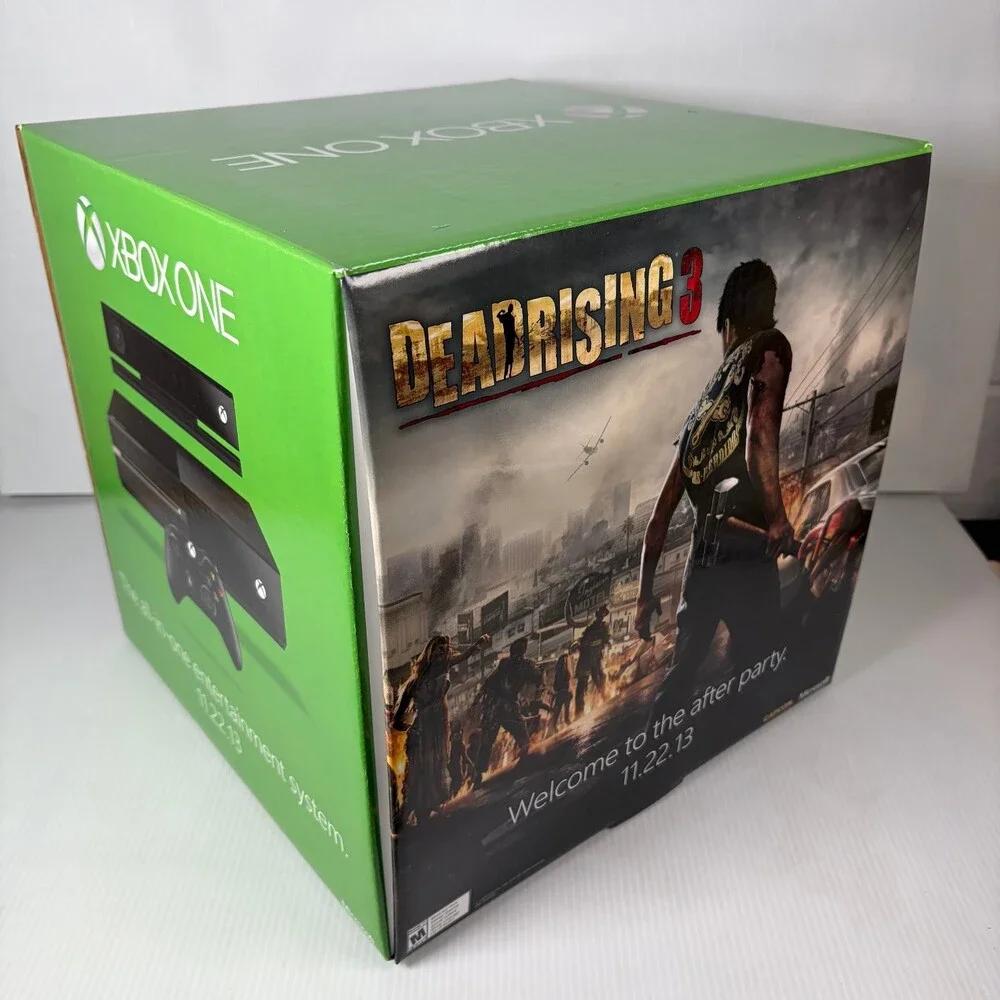 Xbox One Dead Rising 3 Release Day Store Display 12